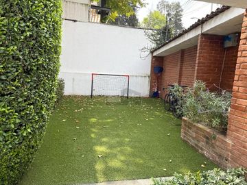 Casa sola en venta en Lomas de Vista Hermosa, Cuajimalpa de Morelos, Ciudad de México