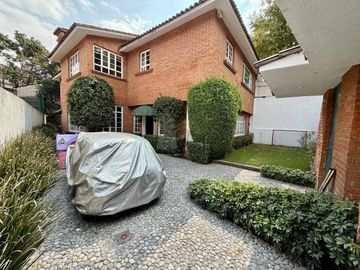 Casa sola en venta en Lomas de Vista Hermosa, Cuajimalpa de Morelos, Ciudad de México