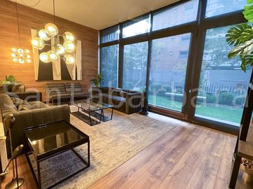 Venta Departamento 3 dormitorios 3 baños 3 box Vitacura/ Croata