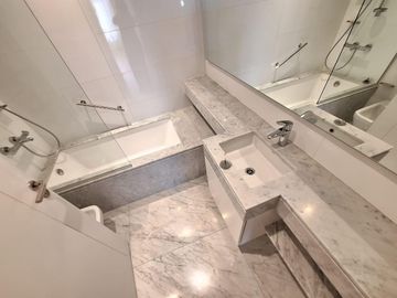 Departamento en Venta 4 Ambientes Alvear Tower Puerto Madero