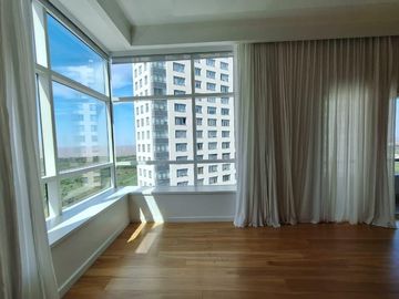 Departamento en Venta 4 Ambientes Alvear Tower Puerto Madero