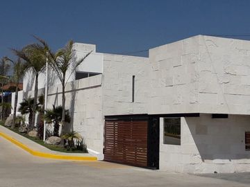 Hermosa casa en venta Residencial Espíritu Santo