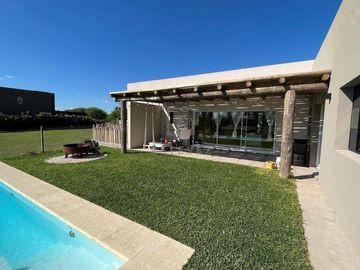 Casa  en Venta ubicado en El Cazal, Escobar, G.B.A. Zona Norte