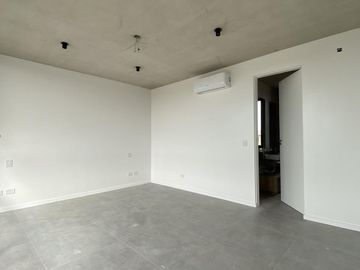 Venta/Permuta Casa 4 Dormitorios Vida Club de Campo. Funes