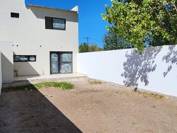 VENTA dúplex en  San Patricio del Chañar