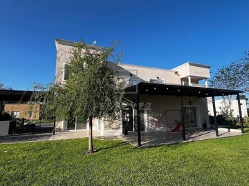 Casa  en Venta ubicado en San Matias, Escobar, G.B.A. Zona Norte