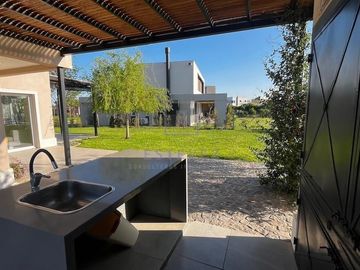 Casa  en Venta ubicado en San Matias, Escobar, G.B.A. Zona Norte