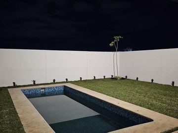 Casa n Fraccionamiento en Jardines de Zoquipa, Cuernavaca, Morelos CAEN-1108-Fr*