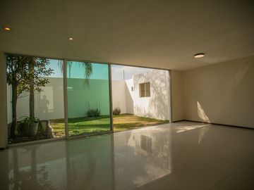 Casa de Lujo en venta en Vistas del Tule 1
