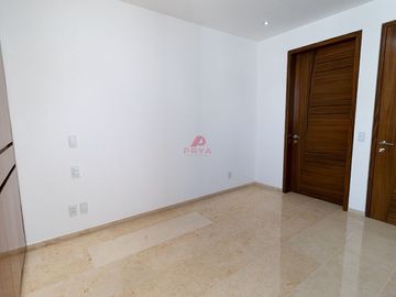CASA EN VENTA EN COTO FONTEÉ, SOLARES ZAPOPAN JALISCO.