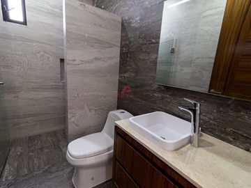 CASA EN VENTA EN COTO FONTEÉ, SOLARES ZAPOPAN JALISCO.