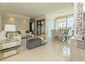 Apartamento Remodelado en San Francisco, Panamá - PH Portofino