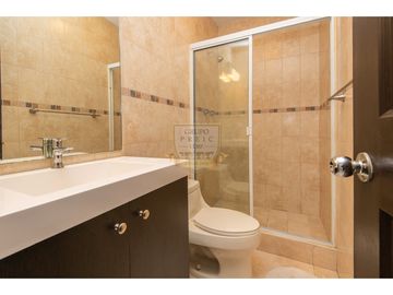 Apartamento Remodelado en San Francisco, Panamá - PH Portofino