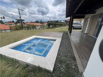 VENTA CASA CAMPESTRE IDEAL PARA TURISMO - ARMENIA - EL CAIMO