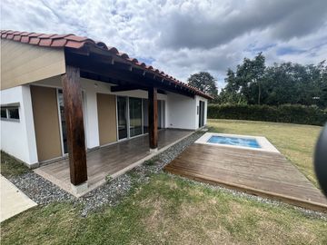 VENTA CASA CAMPESTRE IDEAL PARA TURISMO - ARMENIA - EL CAIMO
