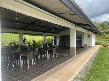 VENTA CASA CAMPESTRE IDEAL PARA TURISMO - ARMENIA - EL CAIMO