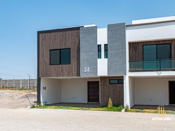 Casa en  Venta en Altana Residencial