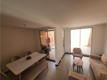 Venta Bonita casa en Hacienda el pino el Alfaguara jamundi.Mbm