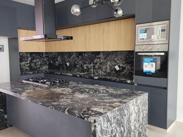 Casa en Venta en LOMALTA TRES MARÍAS con casa Club