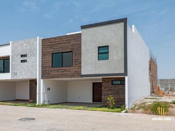 Casa en  Venta en Altana Residencial