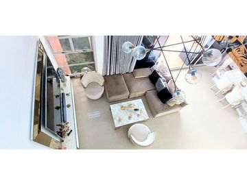 Excelente ubicación del Tesoro, piso muy alto y vista panorámica