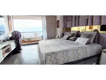 Excelente ubicación del Tesoro, piso muy alto y vista panorámica