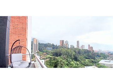 Excelente ubicación del Tesoro, piso muy alto y vista panorámica