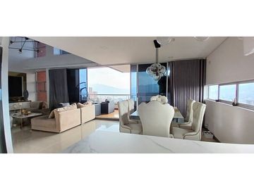 Excelente ubicación del Tesoro, piso muy alto y vista panorámica