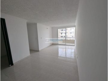 Se vende apartamento en Miramar sobre parte plana