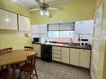 Venta Chalet Chauvin Mar del Plata 4 Ambientes c/ Garaje.