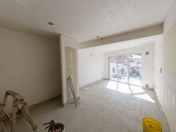 VENTA HERMOSO DEPARTAMENTO BOMBAL SUR a ESTRENAR