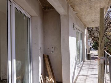 VENTA HERMOSO DEPARTAMENTO BOMBAL SUR a ESTRENAR