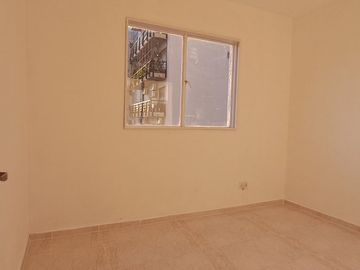Alquila depto 3 y medio amb. luminoso piso alto
