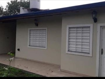 VENTA PH BERAZATEGUI 2 AMBIENTES CON PARQUE