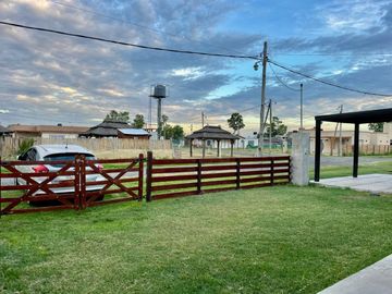 VENTA CASA 3 AMBIENTES CON PILETA GRAL RODRIGUEZ
