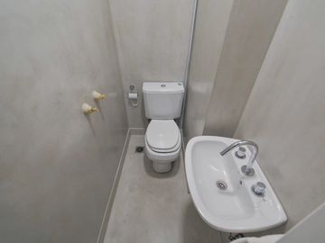 APTO CRÉDITO! Cómodo y amplio 4 ambientes con escritorio en Caballito.