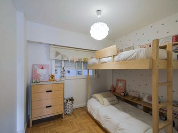 APTO CRÉDITO! Cómodo y amplio 4 ambientes con escritorio en Caballito.