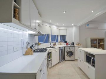 APTO CRÉDITO! Cómodo y amplio 4 ambientes con escritorio en Caballito.