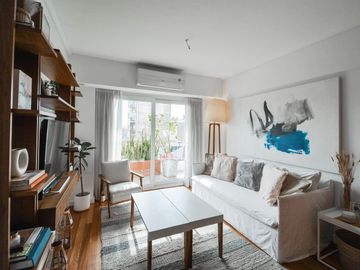 APTO CRÉDITO! Cómodo y amplio 4 ambientes con escritorio en Caballito.