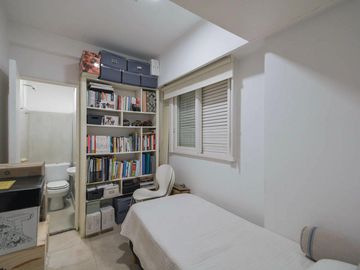 APTO CRÉDITO! Cómodo y amplio 4 ambientes con escritorio en Caballito.