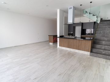 Casa en Venta en Santa Anita, Tlajomulco de Zuñiga, Jalisco.