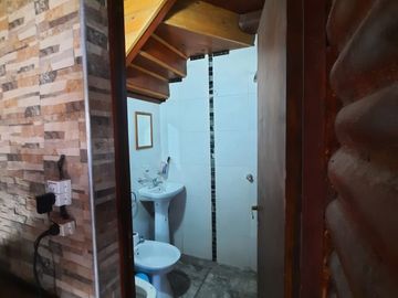 VENTA - CASA QUINTA - ZONA LA JUANITA
