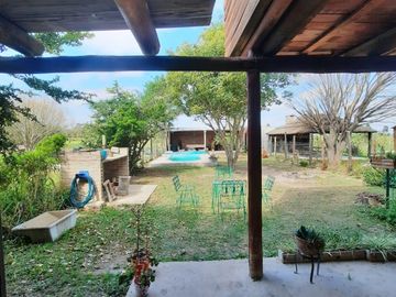 VENTA - CASA QUINTA - ZONA LA JUANITA