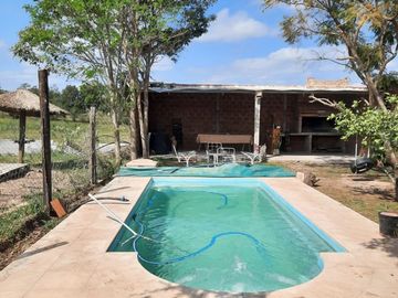 VENTA - CASA QUINTA - ZONA LA JUANITA