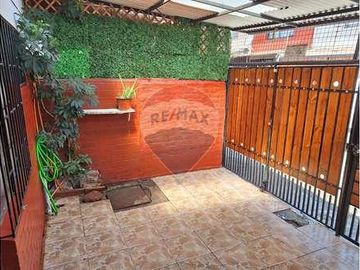 Precio Oportunidad: Casa Ampliable en Peñalolén