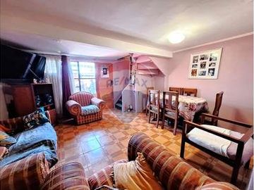 Precio Oportunidad: Casa Ampliable en Peñalolén