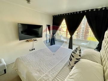 A pasos del Metro Manquehue y Colegio SEK - 130 m2