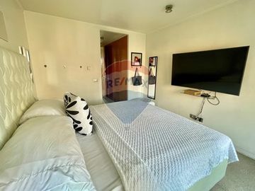 A pasos del Metro Manquehue y Colegio SEK - 130 m2