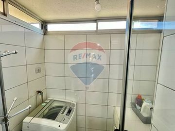 A pasos del Metro Manquehue y Colegio SEK - 130 m2
