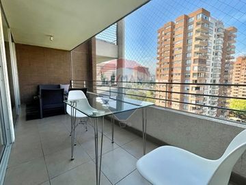 A pasos del Metro Manquehue y Colegio SEK - 130 m2